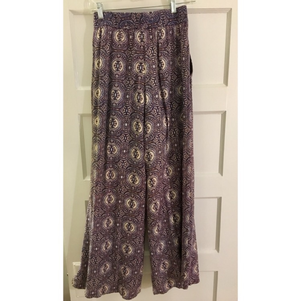 DREAMY flowy pants 🌈💫 perfect for summer